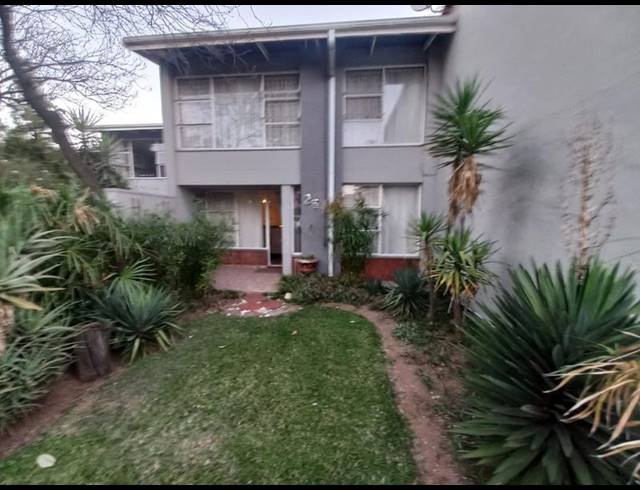 3 BEDROOM APARTMENT FOR SALE IN SASOLBURG EXT 23